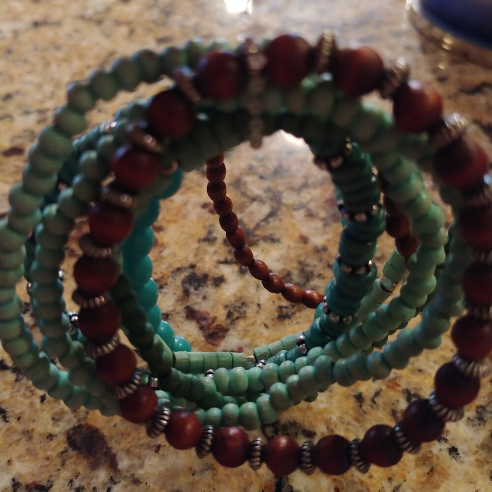 NEW Icing Set of 8 bracelets - Picture 8 of 8